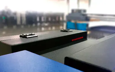 9060 aviso tinta · Uviprint 9060 UV