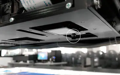 Medidor automático de altura de los materiales para tener lo cabezales a la distancia… · Uviprint 9060 UV