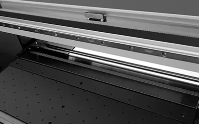 Componentes de alta calidad que garantizan gran calidad y larga vida útil · Uviprint DTF UV
