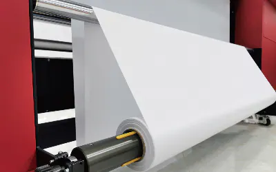 Sistema de alimentación y recogida de material para garantizar una correcta tensión y… · Uviprint NP 200 UV